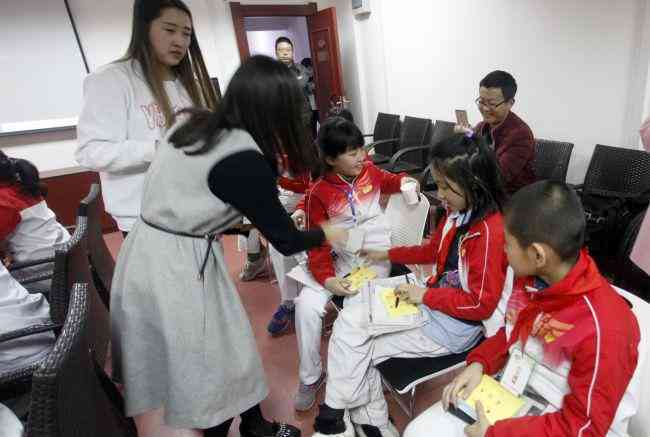 智能新闻写作助手:探索AI技术在新闻采编与内容创作中的应用前景 智能新闻写作助手:探索AI技术在新闻采编与内容创作中的应用前景