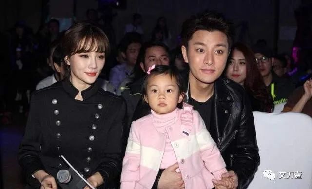 李小璐身后，是半部娱乐圈风流史的缩影